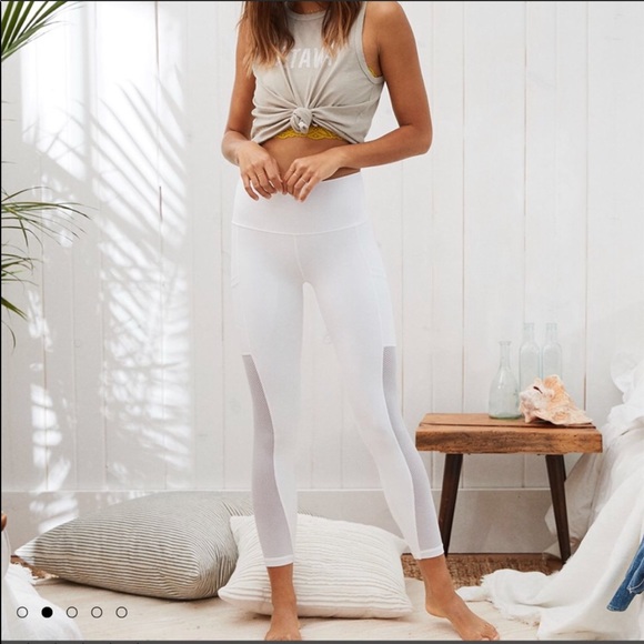 aerie Pants - NWT Aerie White Move Leggings 7/8 Mesh Leggings